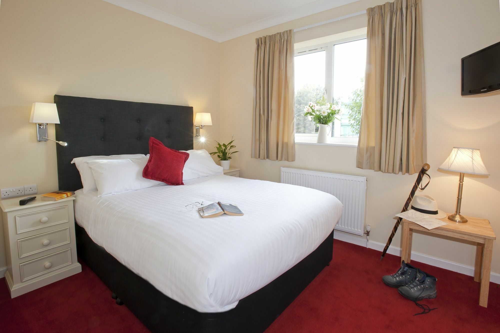 Peartree Serviced Apartments ソールズベリー エクステリア 写真